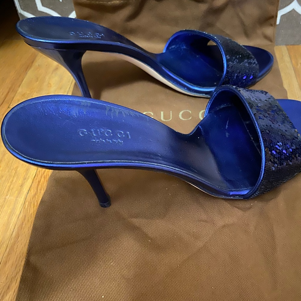 Gucci stilettos in metallic blue size 37.5